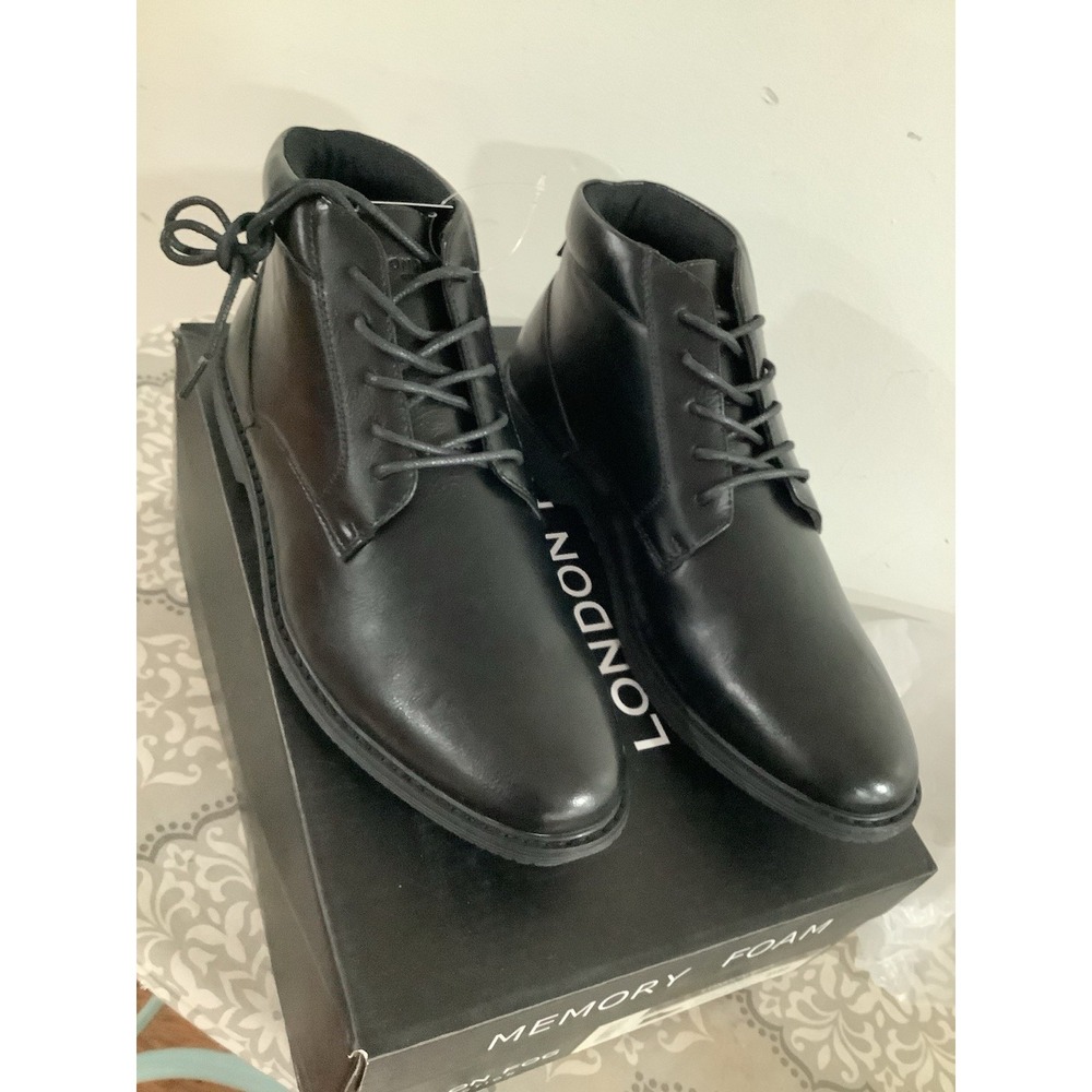 LONDON FOG Black Tyler Chukka Boots Men's Memory Foam - NIB NEW -Sizes 9M